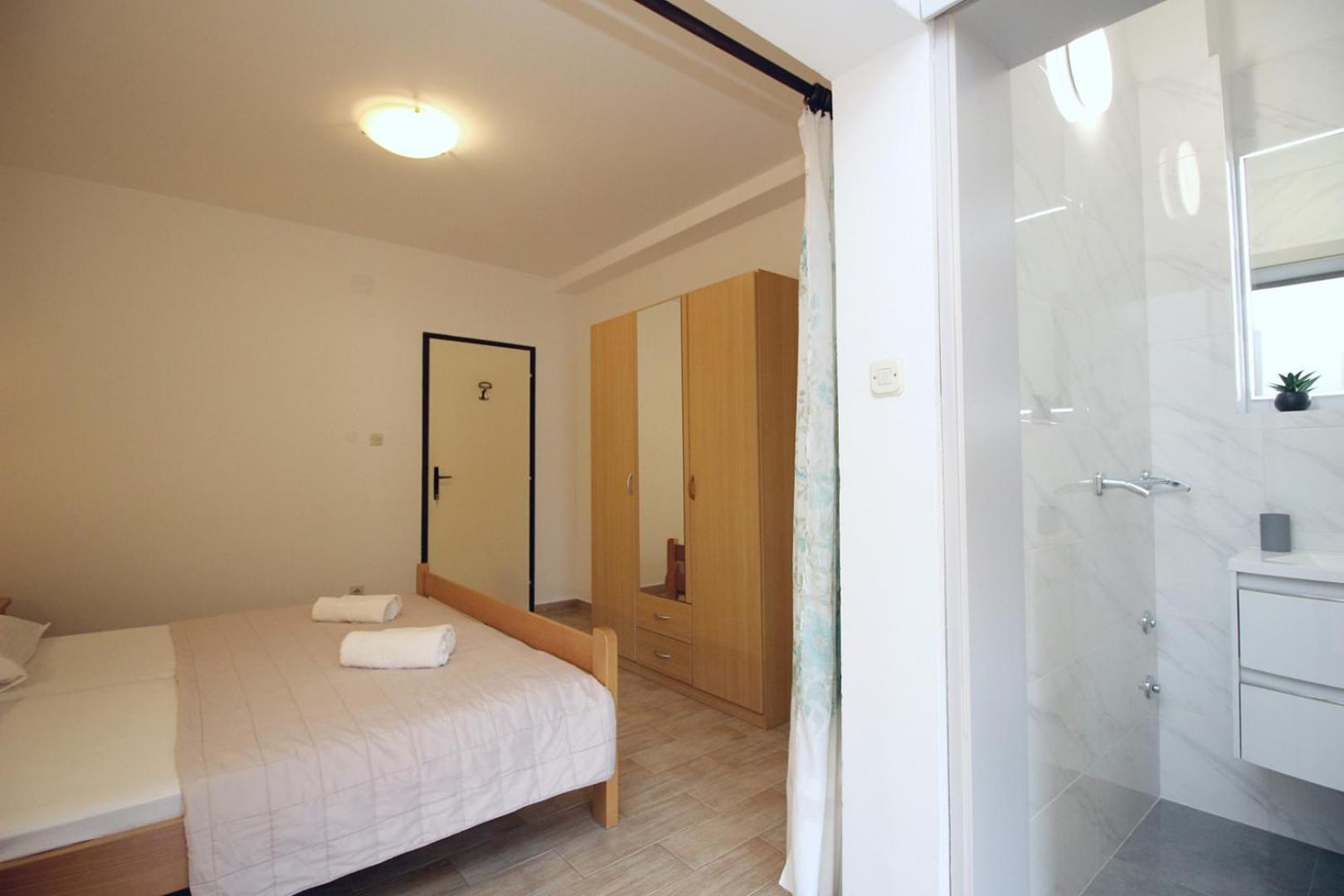 Apartments Petrica Baska  Exterior photo